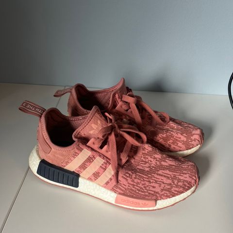 Adidas sko NMD R1