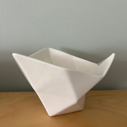 Muuto skål «crushed bowl»