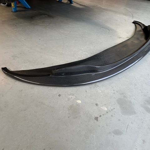 BMW E92 M3 frontspoiler i carbon