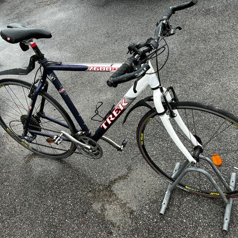 Trek 7600 FX hybrid