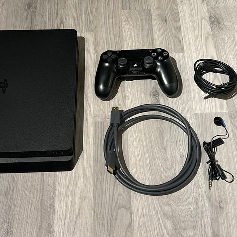 Playstation 4 Slim, 500GB