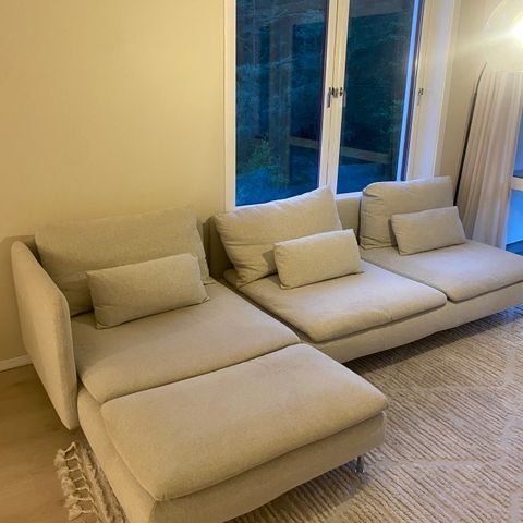 SÖDERHAMN 4-seters sofa, med sjeselong. Gunnared beige.