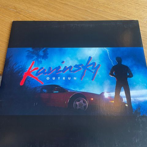 Kavinsky - Outrun selges