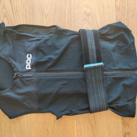 Poc ryggbeskyttelse/back protector strl S til ski, snowboard, sykkel