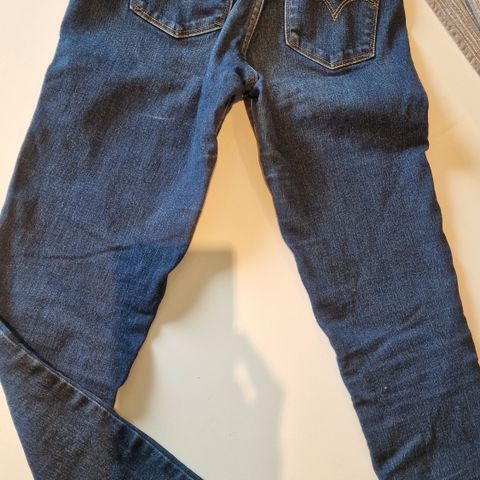 Levis 720