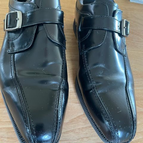 Japanskproduserte kvalitetssikre fra Regal "The Kenford" Monk strap sko