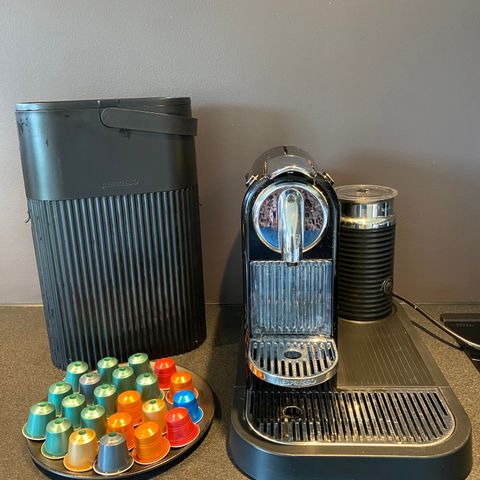 Nespresso Citiz D121 Kaffemaskin + 20 Kapsler og Gjenvinningsbeholder