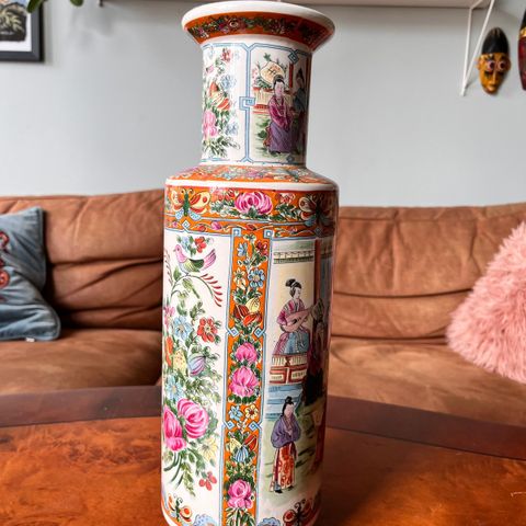 Stor asiatisk vase