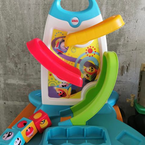 Fisher-Price babyleker med lyder/ leketårn