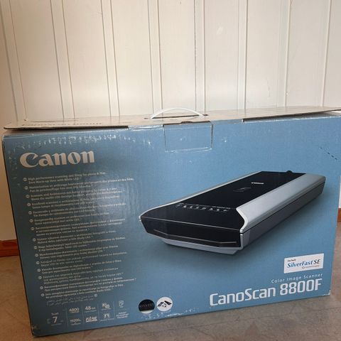 CanoScan 8800F