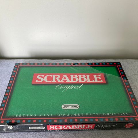 Scrabble selges uåpnet