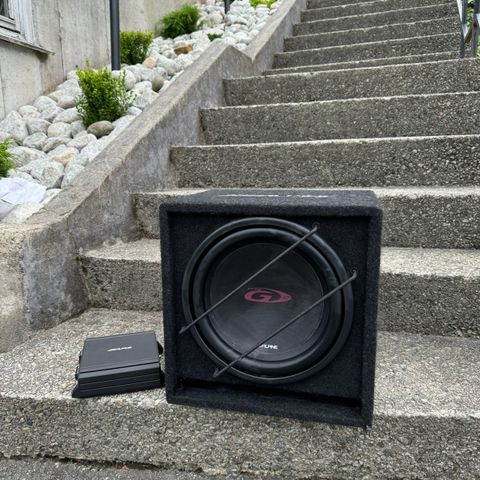 Alpine SBG-30BR subwoofer 12" i kasse og forsterker 800W