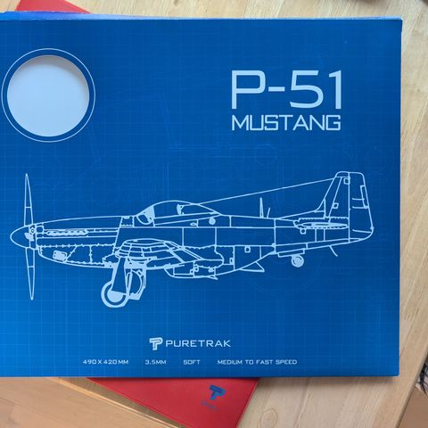 Puretrak P-51 Mustang gaming musematte