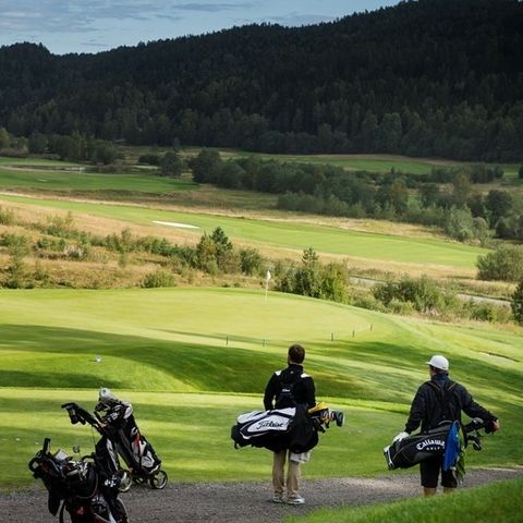 10 stk. Golfmore Greenfee selges | Losby Golfklubb (Østmork) | 700kr stk.