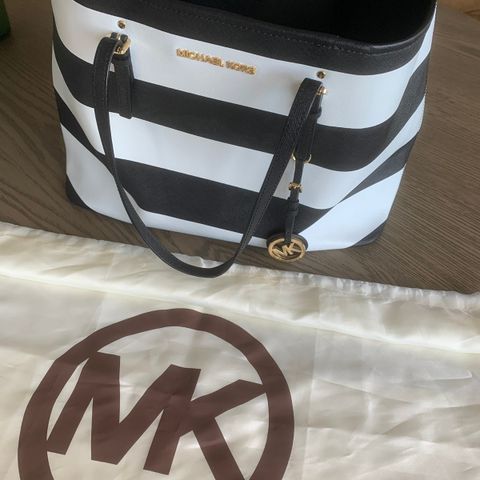 Michael Kors veske