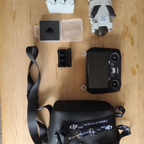 Leier ut DJI mini 3 pro fly more (++)