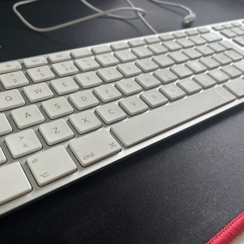 Tastatur til Mac selges