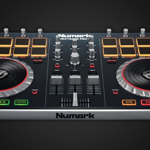 Numark Mixtrack Pro 2