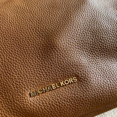 Michael Kors veske +lommebok