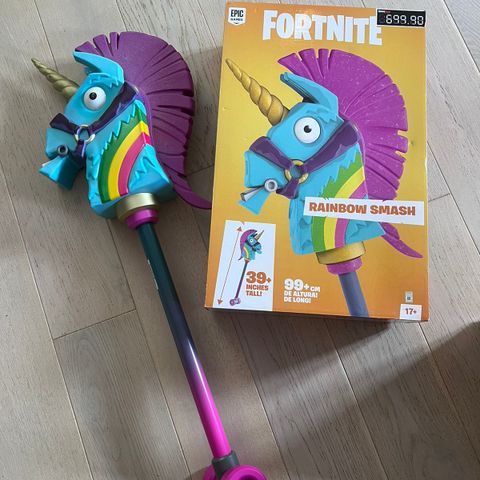 Fortnite lama kjepphest selges 500kr