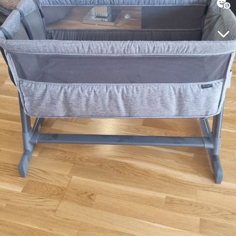 Bedside crib fra barnashus