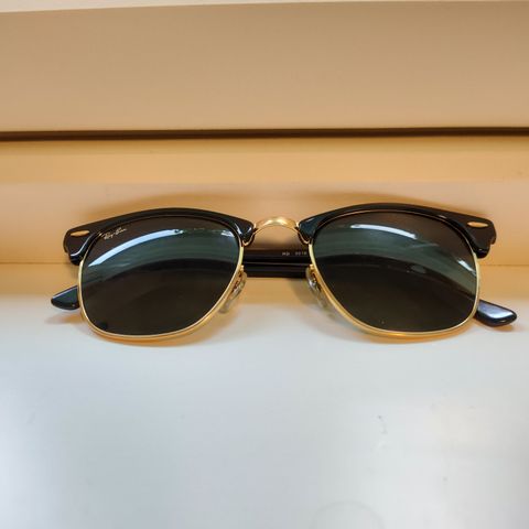 Ray-Ban Clubmaster RB3016 - solbriller