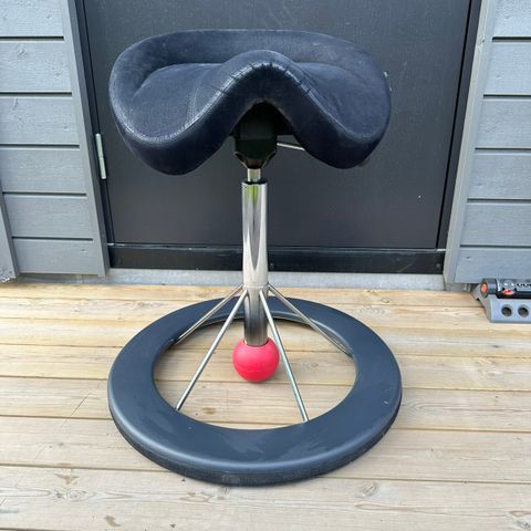 Back App ergonomisk balansestol til salgs!