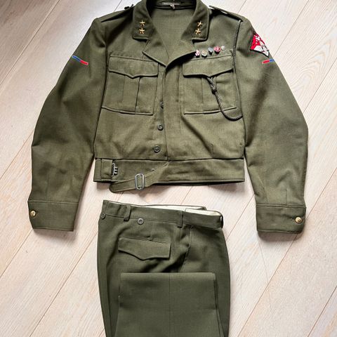 Norsk militær uniform