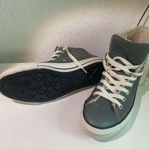 Converse vintersko str 40