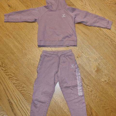 Hummel joggedress jente str 128