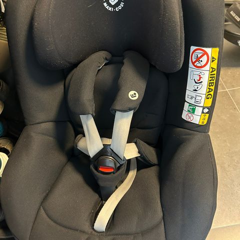 Maxi Cosi Pearl Pro 2 bilstol og isofix base