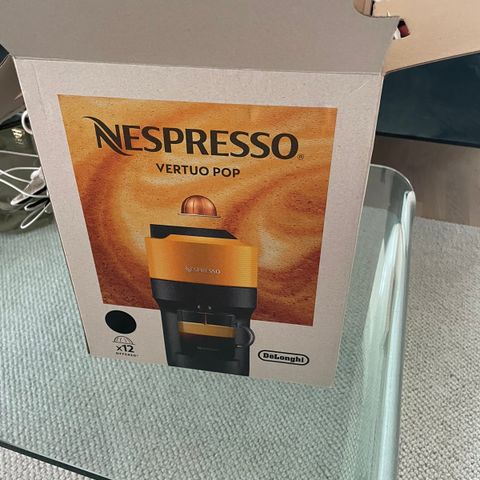 Ny Nespresso DeLonghi kaffemaskin selges