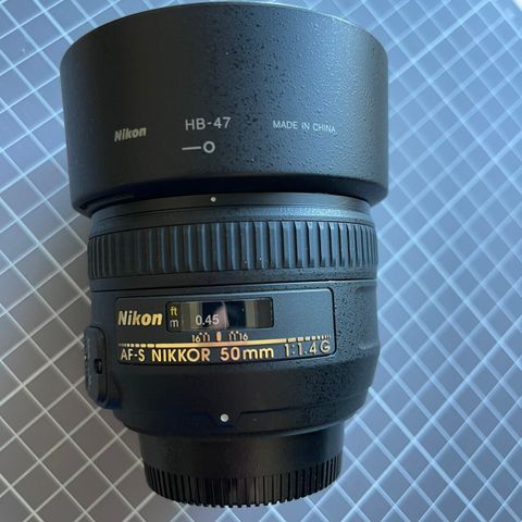 Nikon AF-S Nikkor 50 mm 1:1.4 G med UV filter