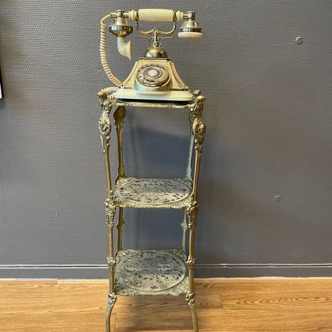 antikk telefon