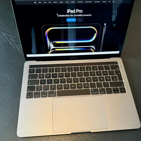 MacBook Pro 13