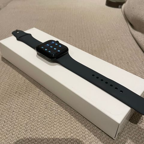 Apple Watch Series 9 45mm GPS