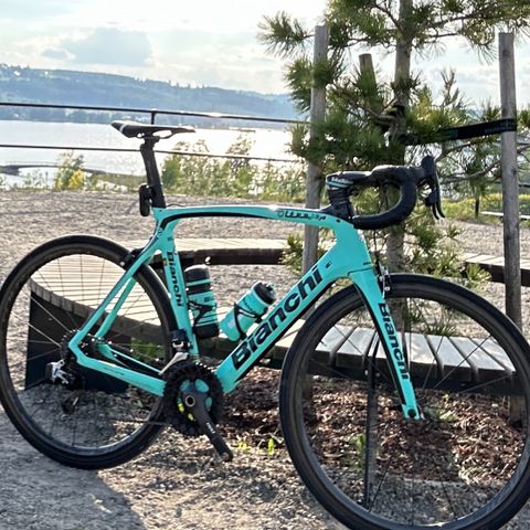 Bianchi Oltre XR4 (59) Sram etap Red