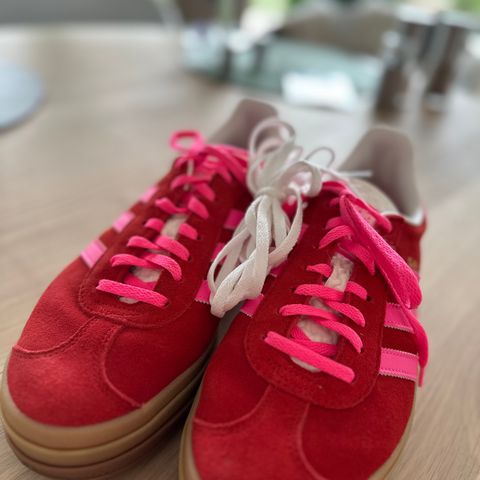 adidas Gazelle rød/pink