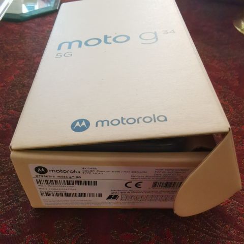 Ny, ikke brukt Moto G34 5G 128 GB. Charco.