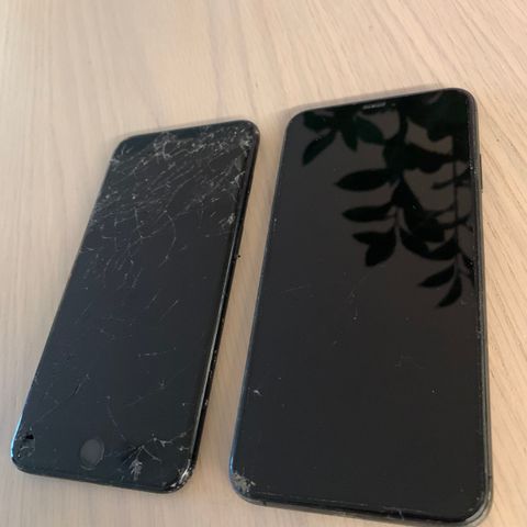 iPhone 7 plus og iPhone Xs Max selges samlet!