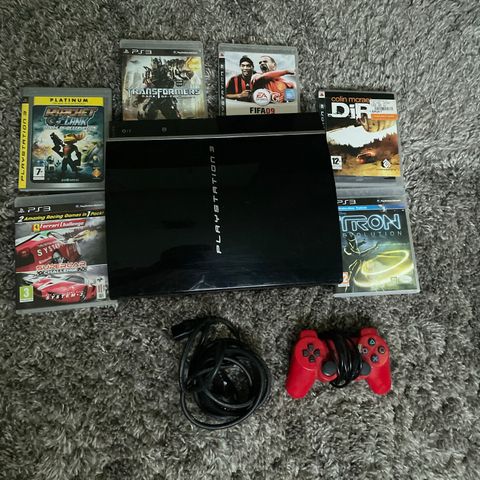 PlayStation 3 med spill og spesial kontroller