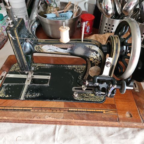 sewing machine symaskin N.C.NARVESEN CHRISTIANSSAND