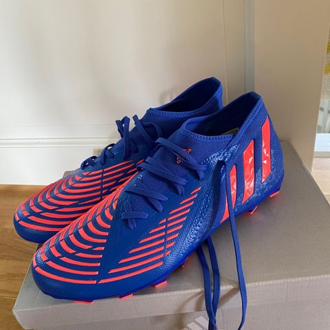 Fotballsko Adidas strl 46 2/3