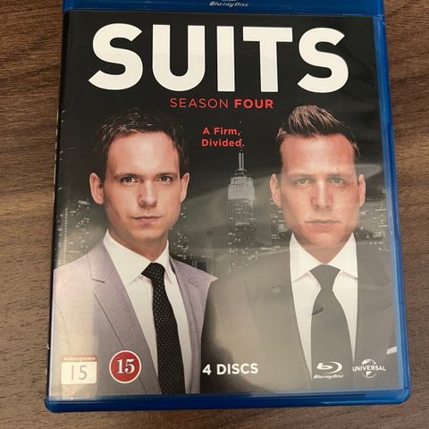 Suits sesong 4 blu ray