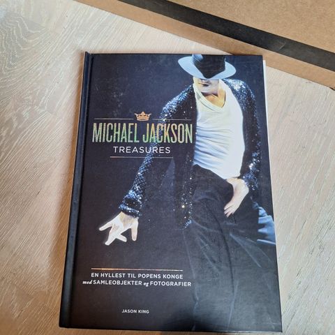 Michael Jackson Treasures bok