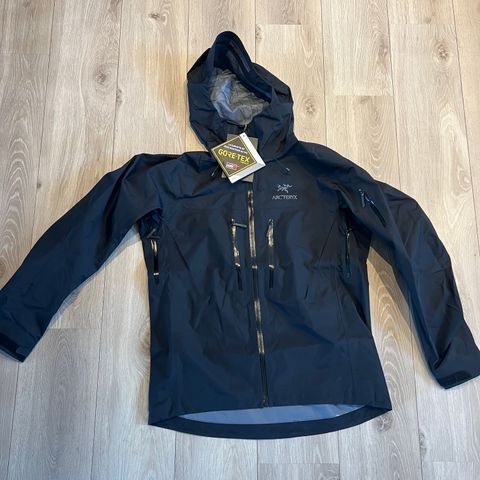 Ny Arc’teryx Alpha SV jakke str XL