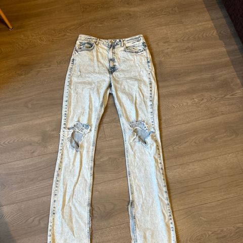 Zara jeans str 42