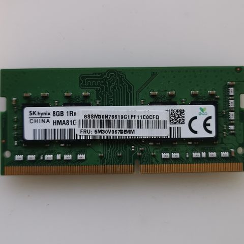 Hynix 8 Gb RAM brikke (DDR4 SDRAM 3200 MHz)