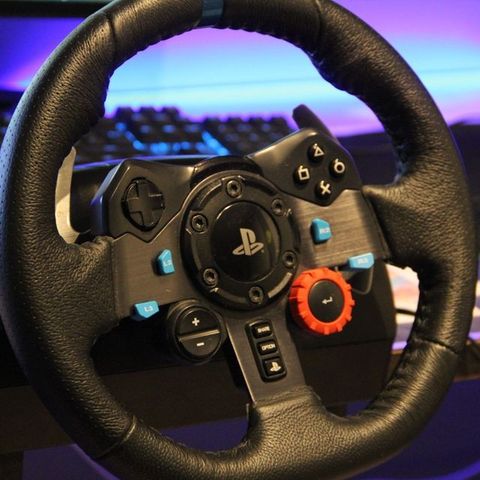 Logitech G29 Driving Force Racing med Girspak