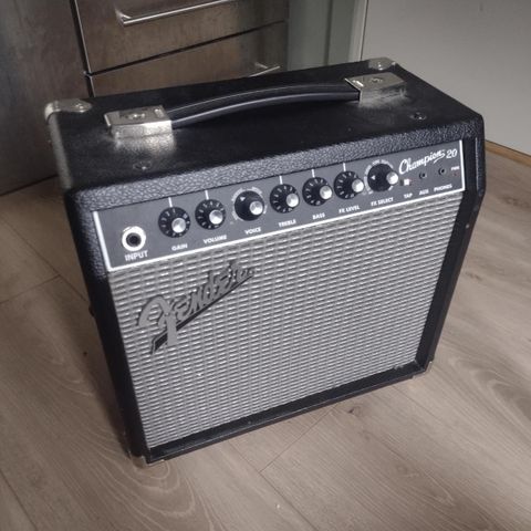 Fender Champion 20 - perfekt øvingsamp